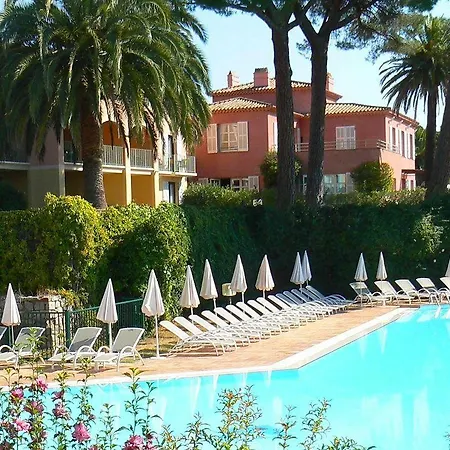 فندق Les Jardins De
