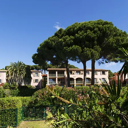 فندق Les Jardins De