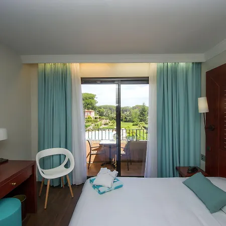 Hotel Les Jardins De