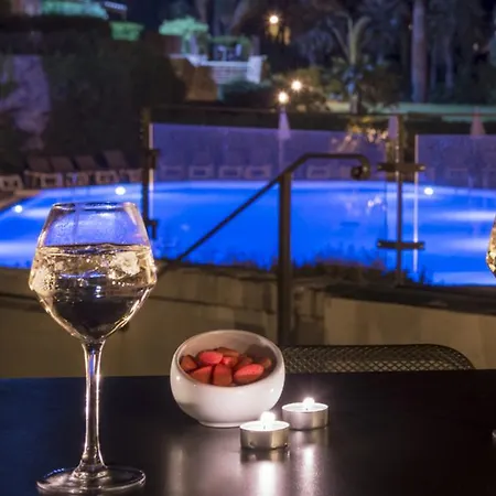 호텔 Les Jardins De 3*