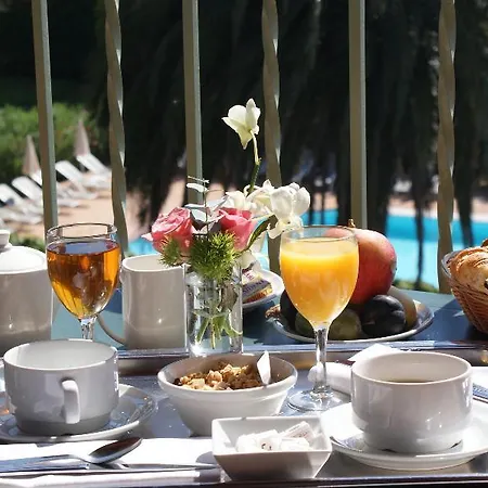 Hotel Les Jardins De 3*