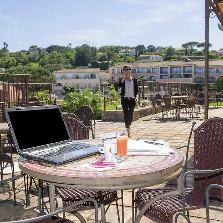Hotel Les Jardins De 3*