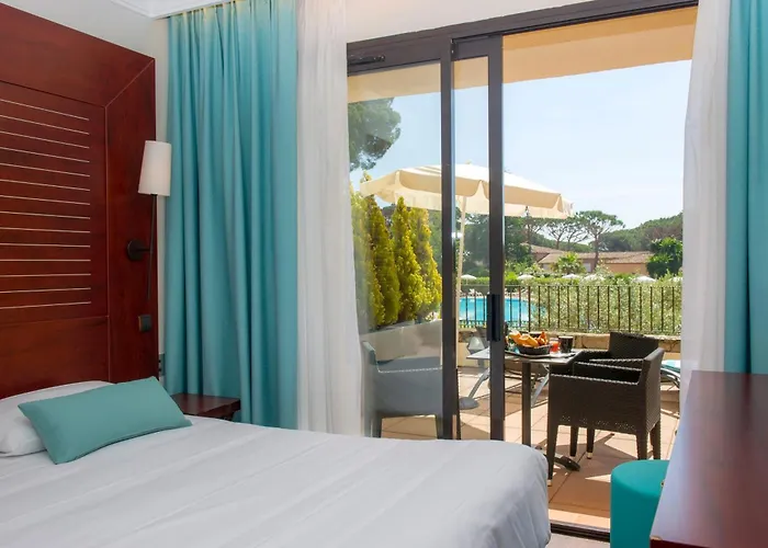 فندق Les Jardins De 3*